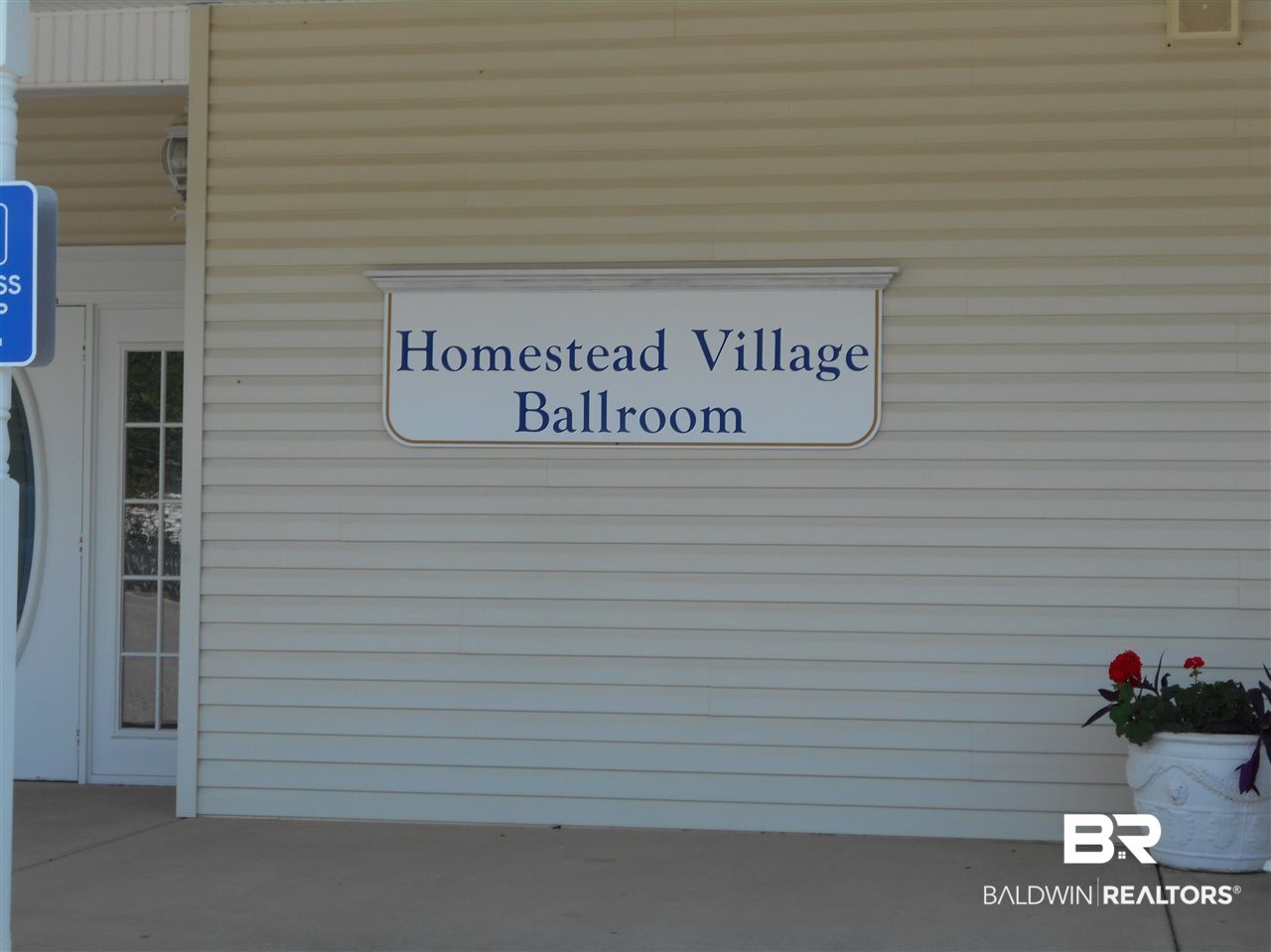 104 Homestead Village, Unit 10 Fairhope, AL 36532 - Photo 9 of 12 Ballroom