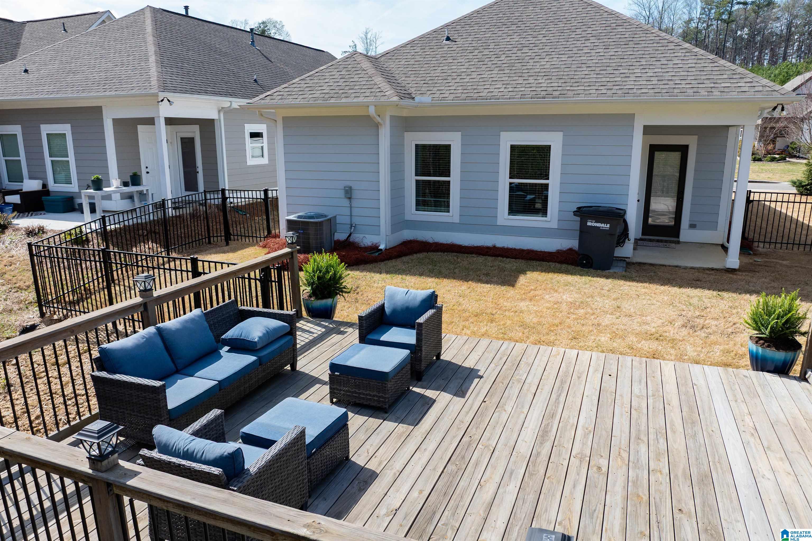 1429 Valley Trace Birmingham, AL 35210 - Photo 27 of 31