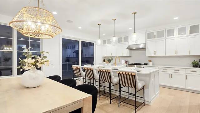 $2,019,000 | 6 Lady Constance Way, Unit 21, Westford, MA 01886