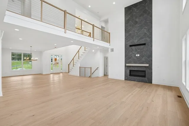 $2,019,000 | 6 Lady Constance Way, Unit 21, Westford, MA 01886