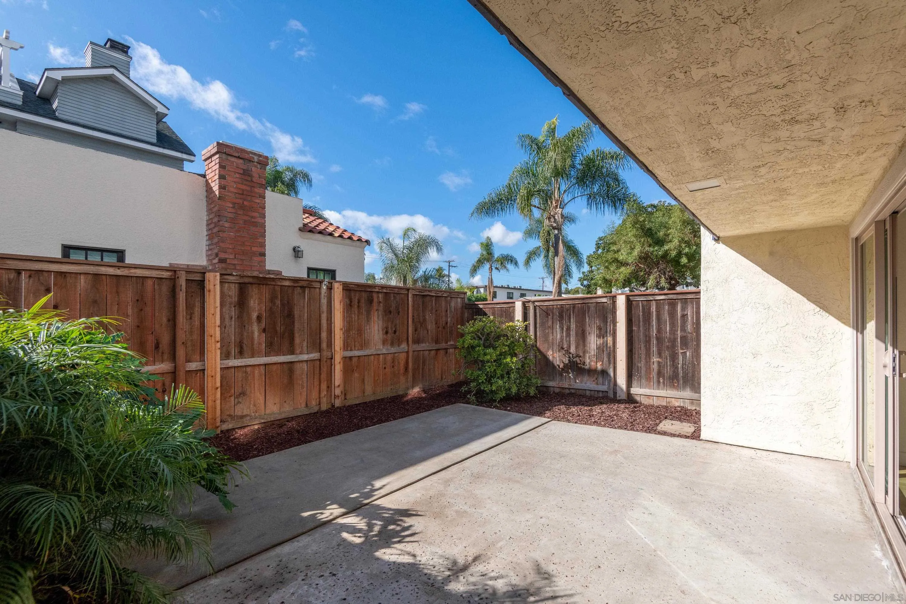 441 D Avenue Coronado, CA 92118 - Photo 17 of 24 a garden view with a backyard