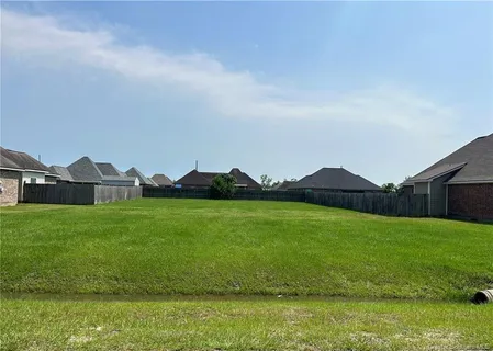 $38,000 | 0 Hickory Street, Iowa, LA 70647