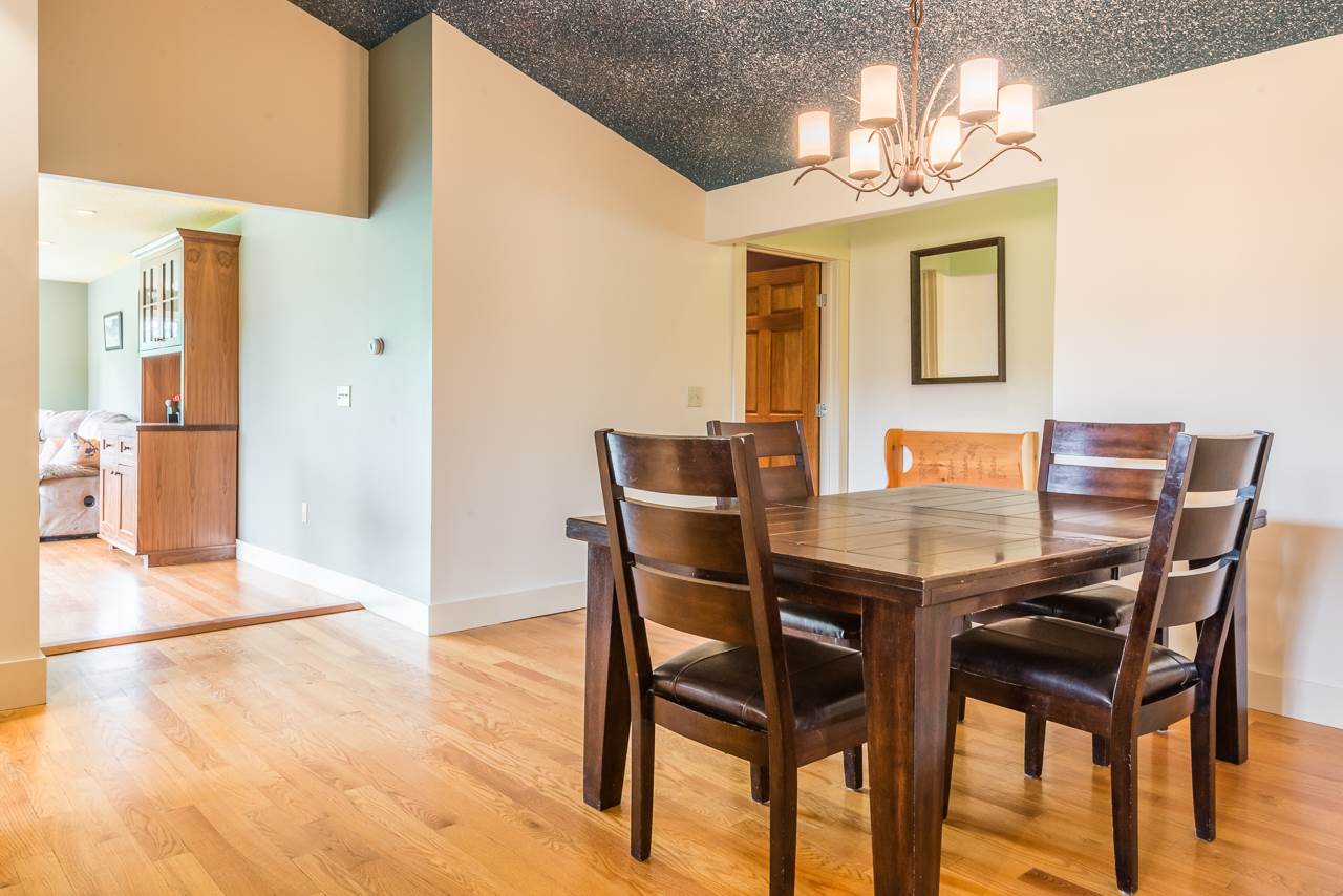 717 Hilltop Road Littleton, NH 03561 - Photo 13 of 40
