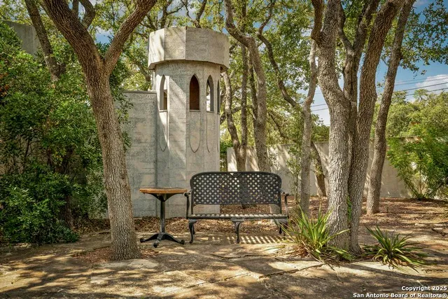 $1,300,000 | 7 Park Mountain, San Antonio, TX 78255