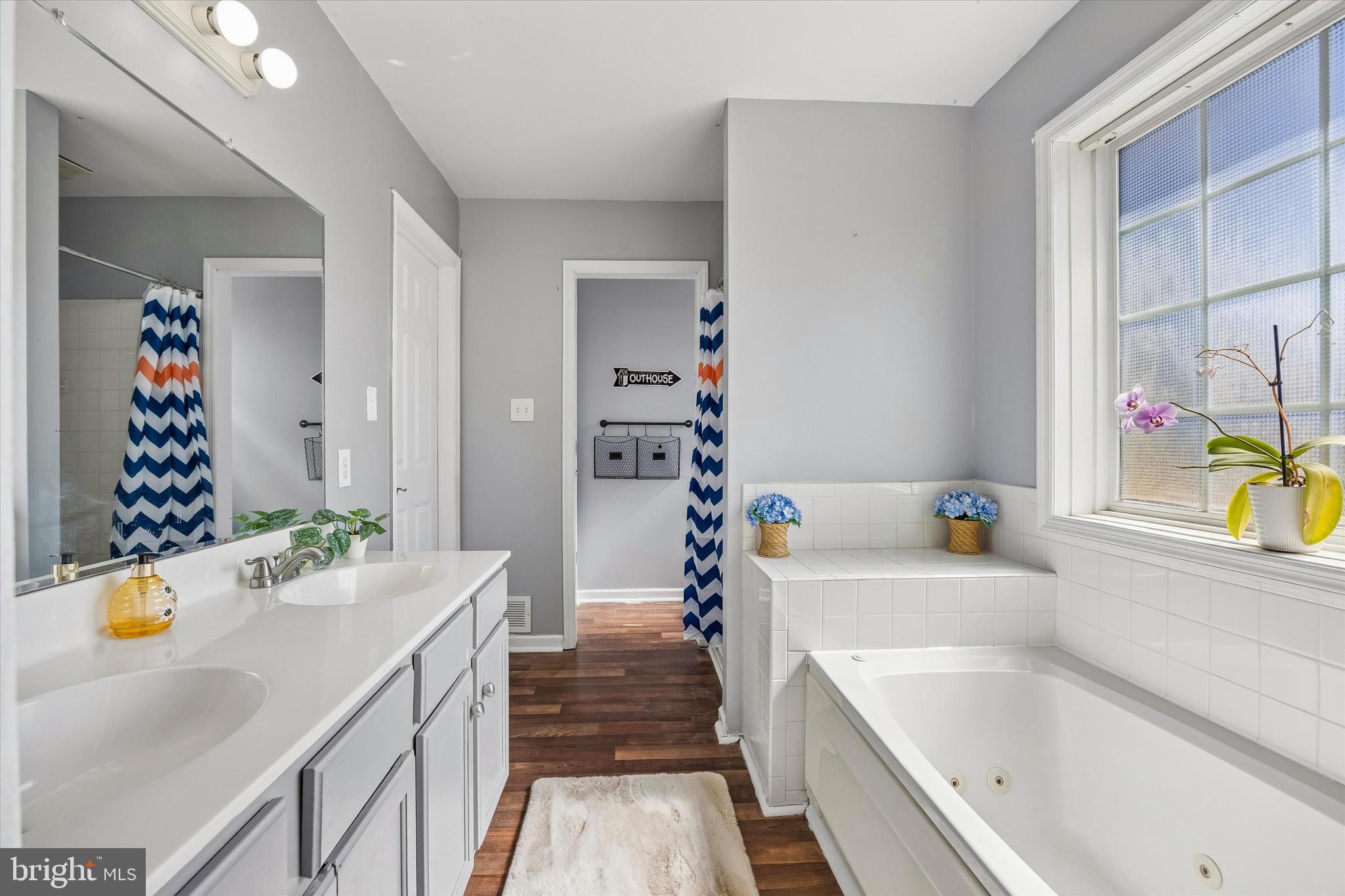 12 George Street Mount Ephraim, NJ 08059 - Photo 25 of 33 a bathroom with a tub sink and mirror