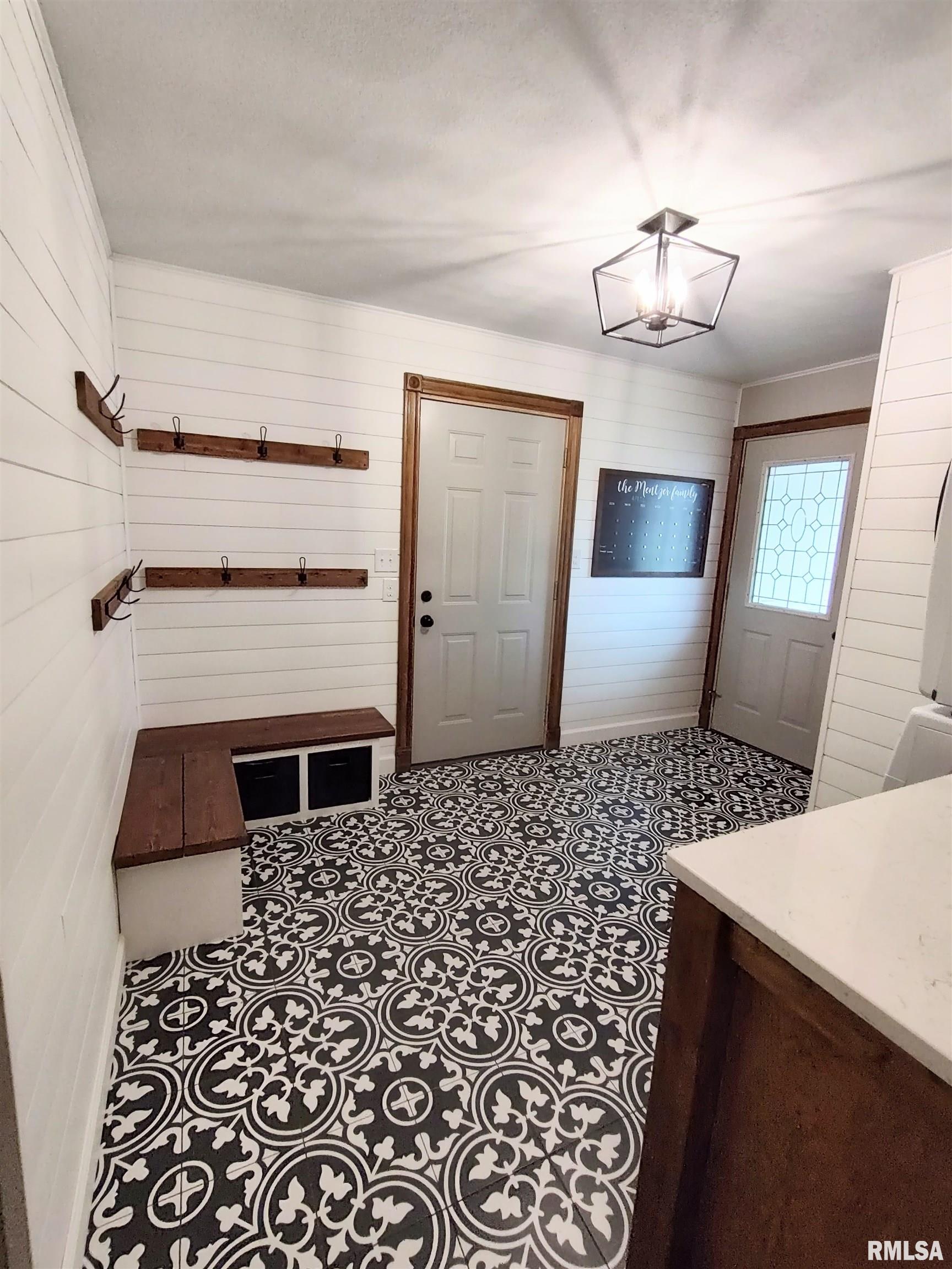 10483 Northpoint Road Tremont, IL 61568 - Photo 17 of 50