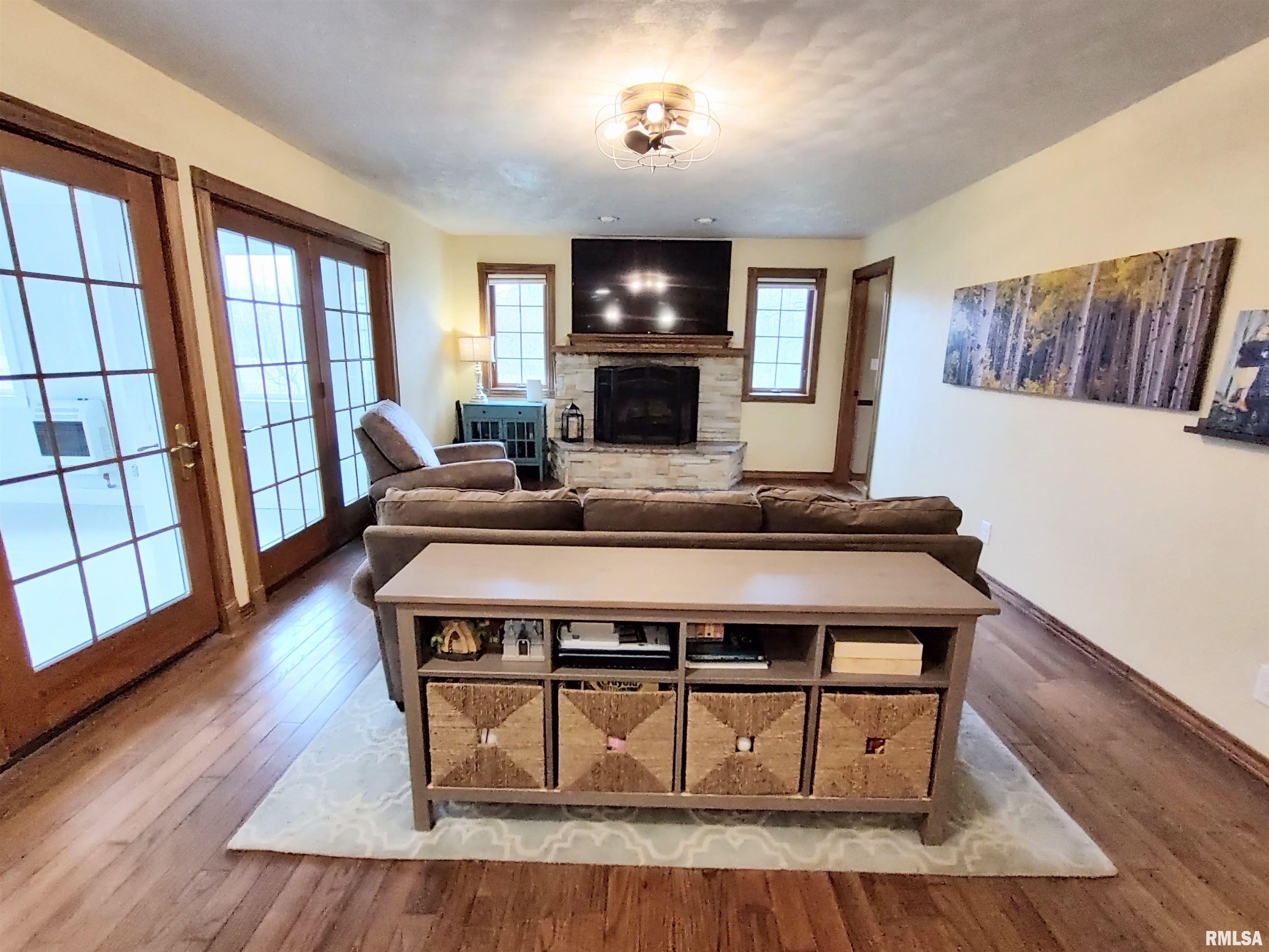 10483 Northpoint Road Tremont, IL 61568 - Photo 10 of 50