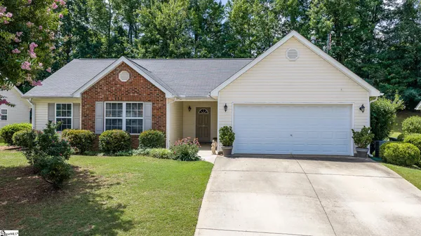$324,900 | 14 Granite Woods Way, Greer, SC 29650
