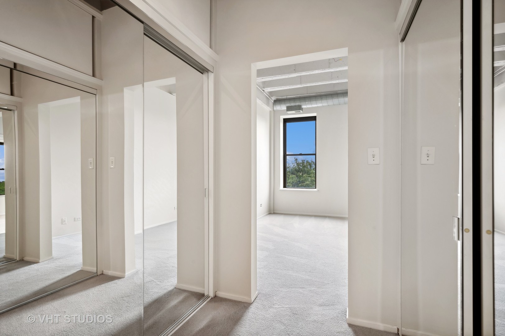 811 South Lytle Street, Unit 407 Chicago, IL 60607 - Photo 9 of 17 Gallery Image 9