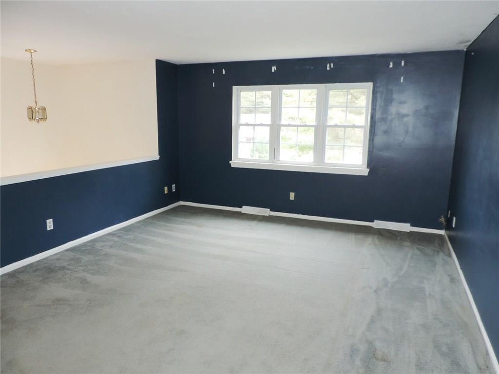 2560 Elgro Road Gibsonia, PA 15044 - Photo 2 of 24 Gallery Image 2