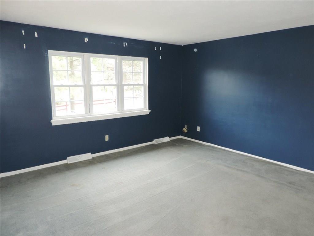 2560 Elgro Road Gibsonia, PA 15044 - Photo 3 of 24 Gallery Image 3