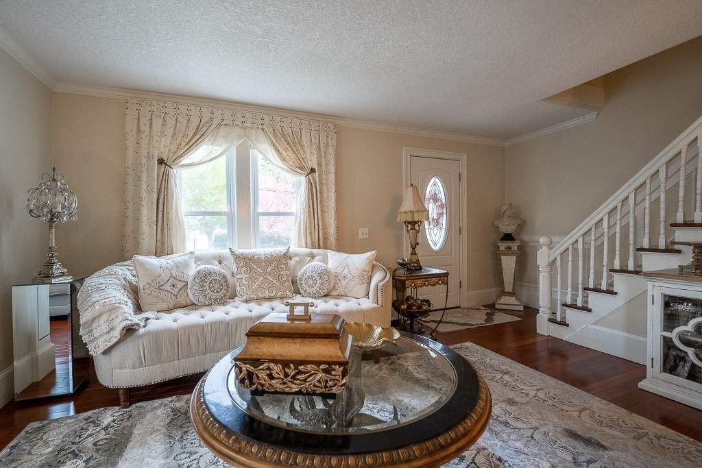 11 Ashbrook Street Springfield, MA 01118 - Photo 9 of 35