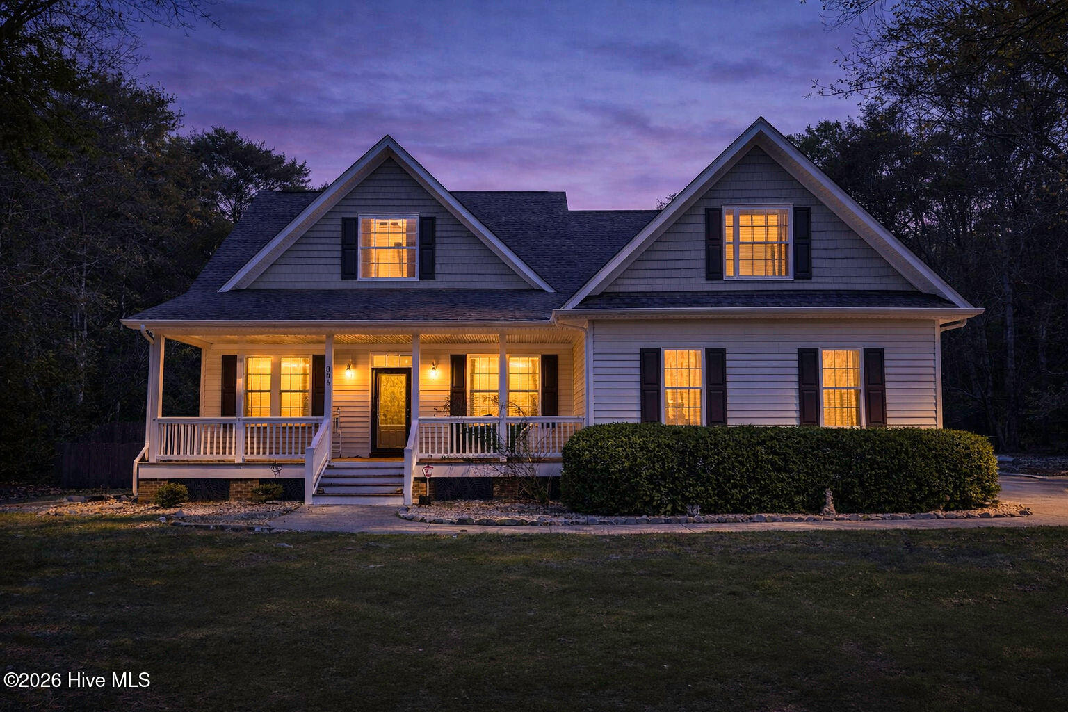 804 Albatross Way Hampstead, NC 28443 - Photo 2 of 48 804AlbatrossWay-3_Dusk_01