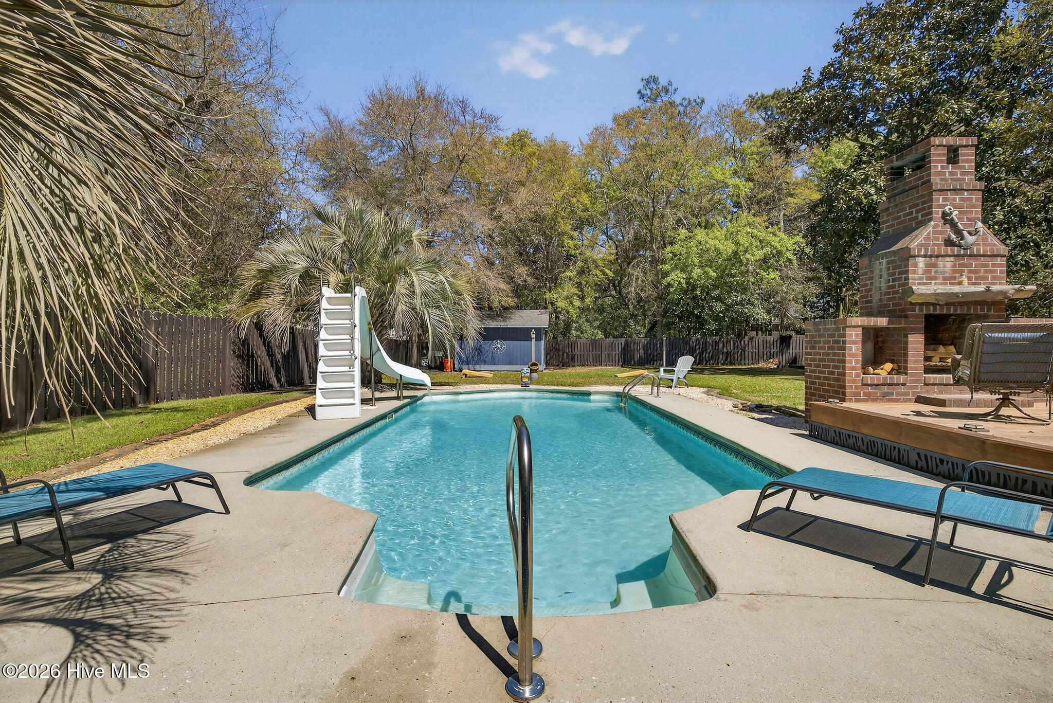 804 Albatross Way Hampstead, NC 28443 - Photo 4 of 48 804AlbatrossWay-8