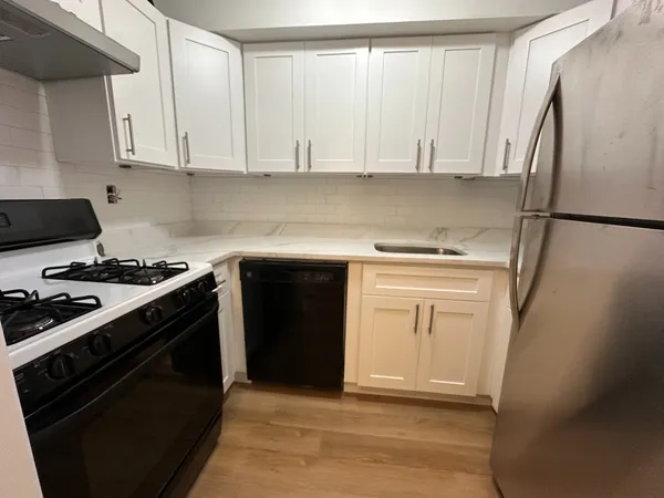 $4,650 | 55 President Street, Unit 23AG | Columbia Street Waterfront