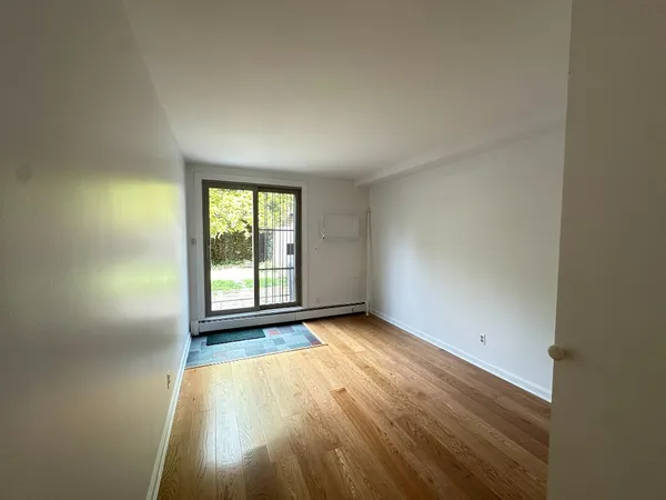 $4,650 | 55 President Street, Unit 23AG | Columbia Street Waterfront