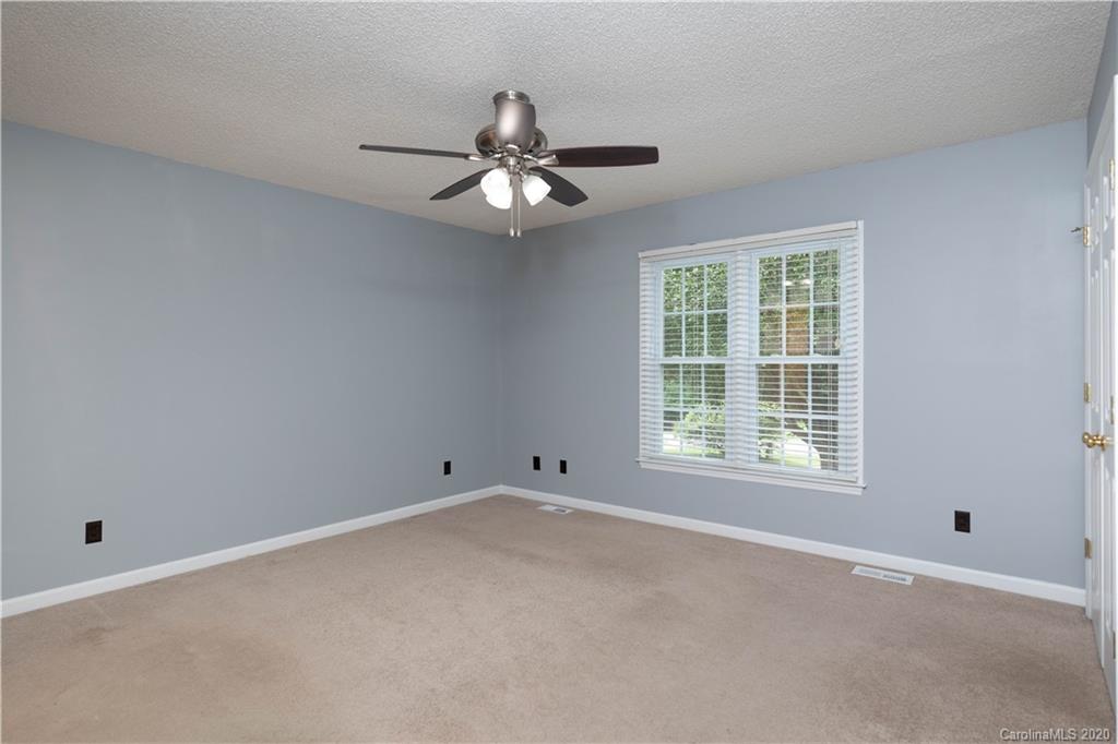 1447 Dove Landing Road York, SC 29745 - Photo 11 of 26 Gallery Image 11