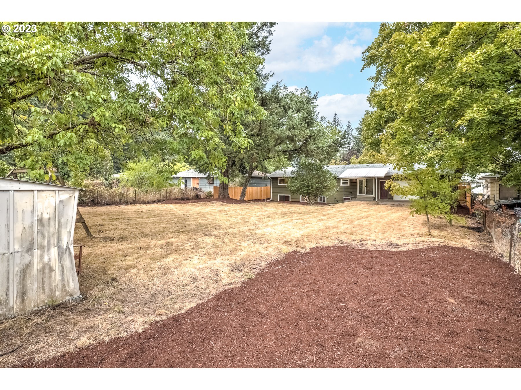 2540 Southeast 190th Avenue Gresham, OR 97030 - Photo 26 of 27 a view of a yard with an outdoor space