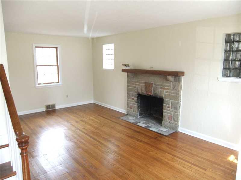 1932 Spring Valley Road Pittsburgh, PA 15243 - Photo 2 of 17 Living Room.