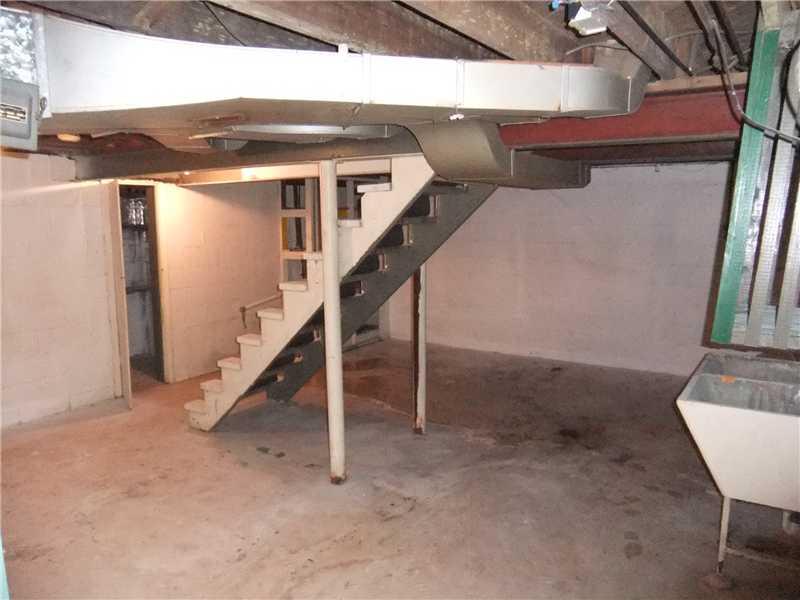 1932 Spring Valley Road Pittsburgh, PA 15243 - Photo 15 of 17 Basement/Game Room.