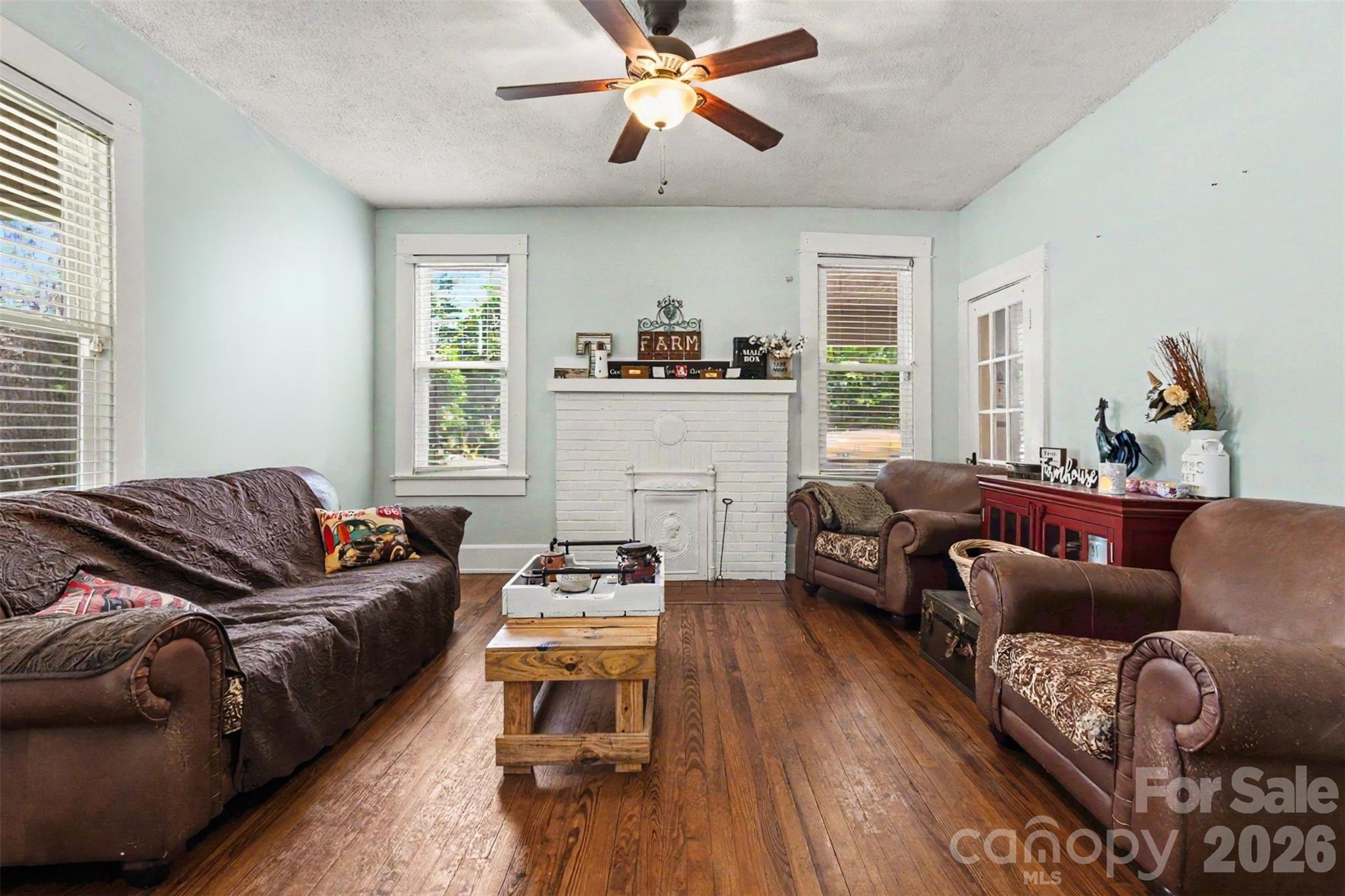 352 Pendleton Street Rock Hill, SC 29730 - Photo 5 of 29