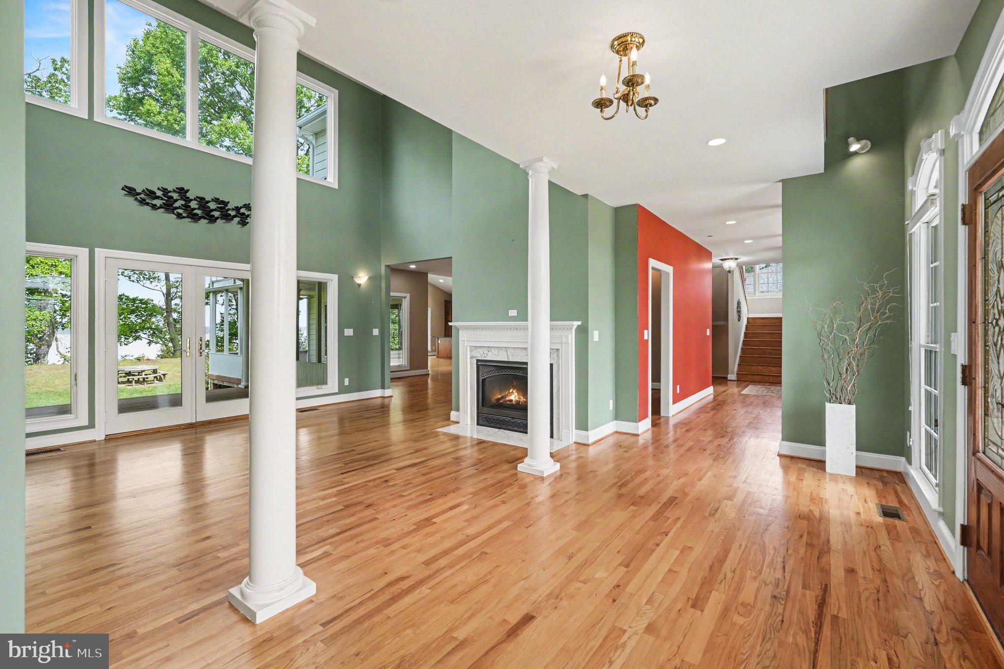 16186 Bundock Road King George, VA 22485 - Photo 21 of 82 Spacious entryway with natural light.