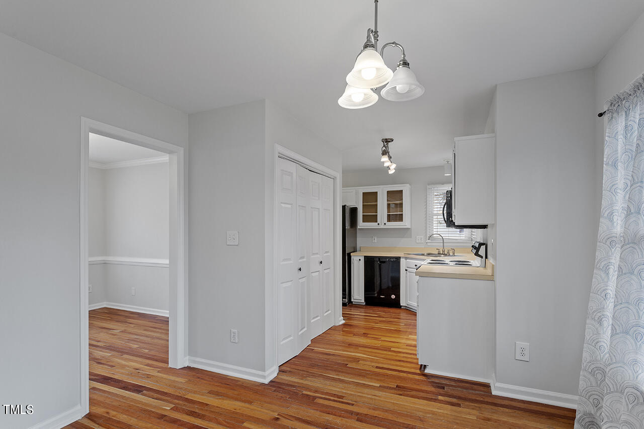 5906 Forest Ridge Drive Durham, NC 27713 - Photo 15 of 33 5906 Forest Ridge Drive_16