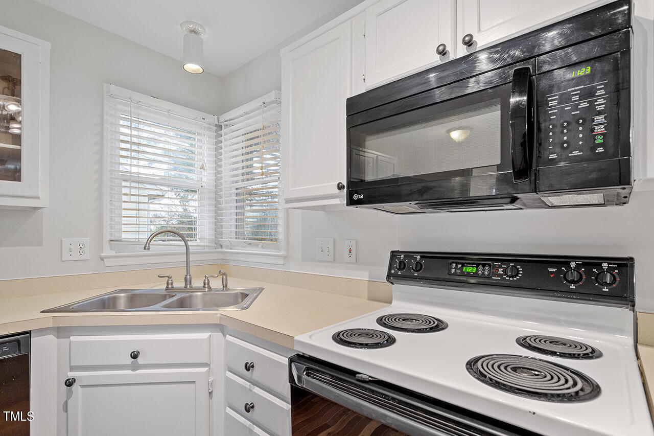 5906 Forest Ridge Drive Durham, NC 27713 - Photo 17 of 33 5906 Forest Ridge Drive_18
