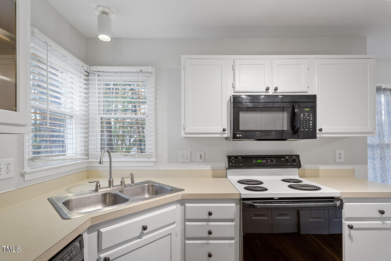 5906 Forest Ridge Drive Durham, NC 27713 - Photo 19 of 33 5906 Forest Ridge Drive_20