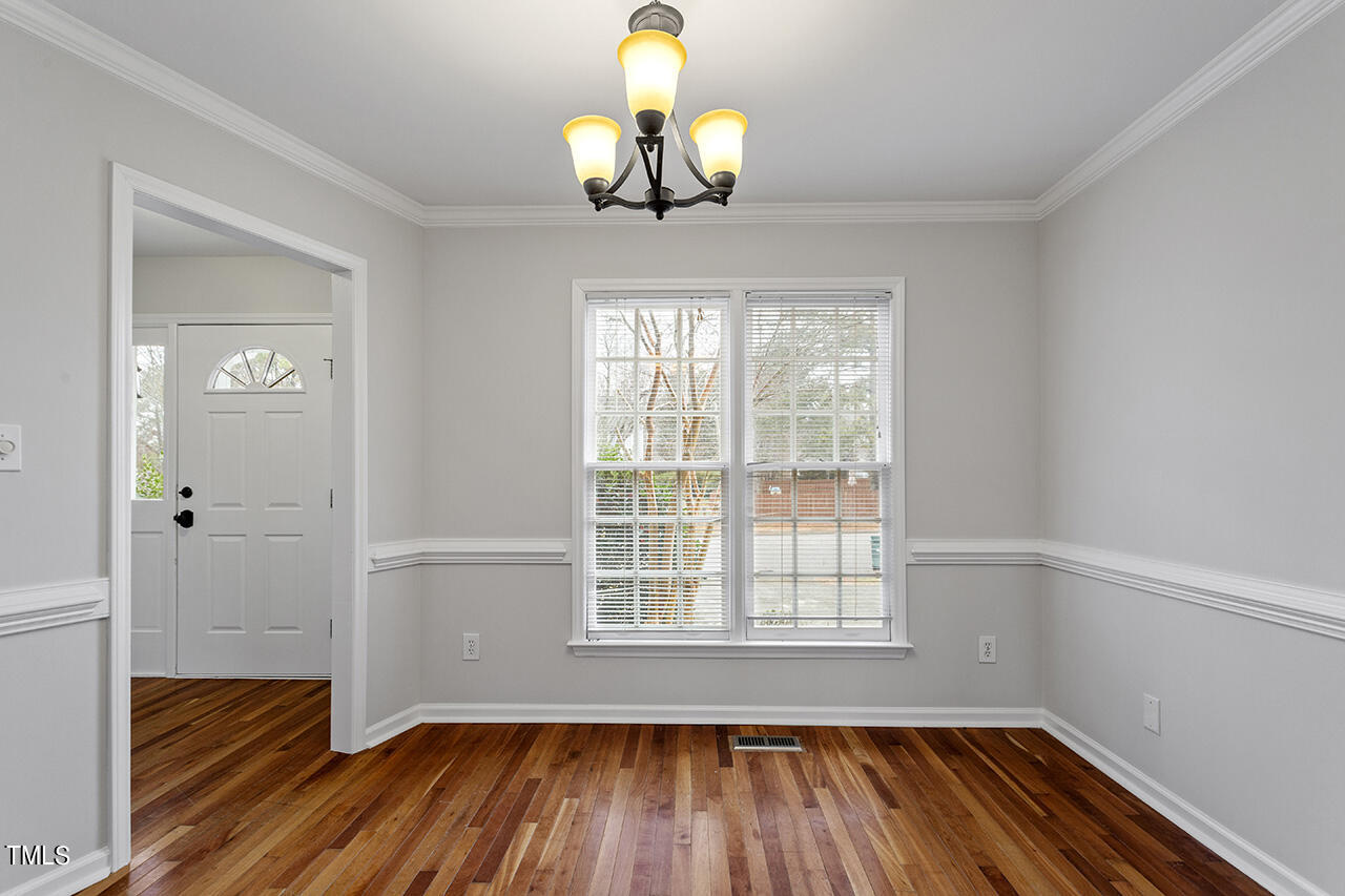 5906 Forest Ridge Drive Durham, NC 27713 - Photo 23 of 33 5906 Forest Ridge Drive_24
