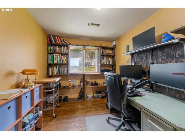 $675,000 | 778 Pack Lane, Glendale, OR 97442