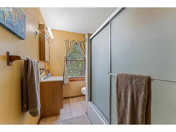 $675,000 | 778 Pack Lane, Glendale, OR 97442