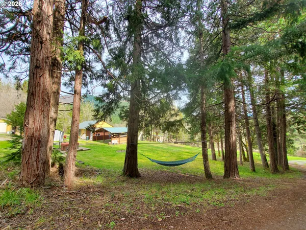 $675,000 | 778 Pack Lane, Glendale, OR 97442