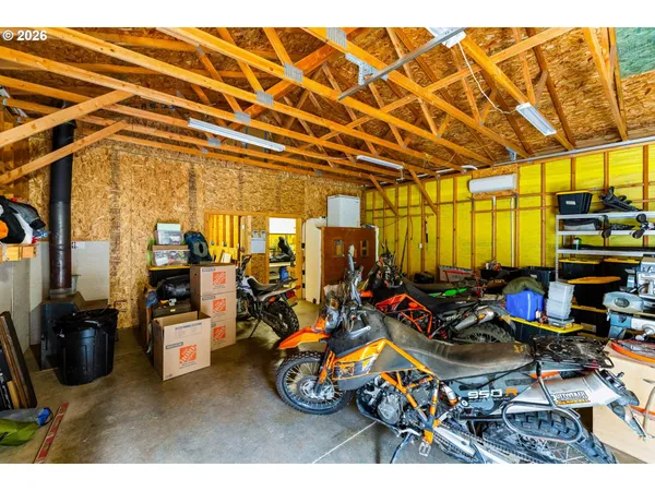$675,000 | 778 Pack Lane, Glendale, OR 97442