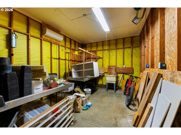 $675,000 | 778 Pack Lane, Glendale, OR 97442