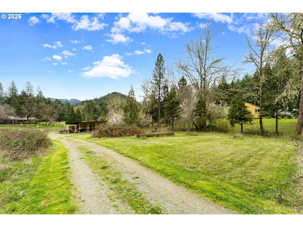 $675,000 | 778 Pack Lane, Glendale, OR 97442