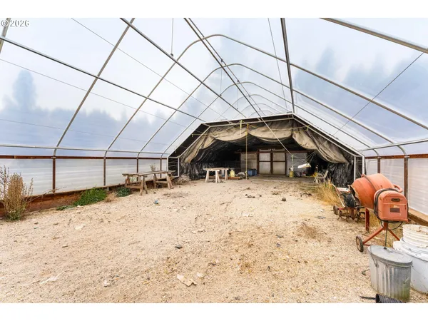 $675,000 | 778 Pack Lane, Glendale, OR 97442
