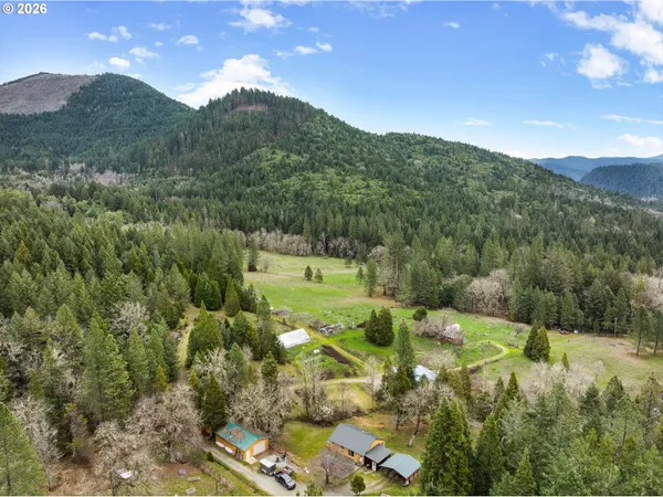 $675,000 | 778 Pack Lane, Glendale, OR 97442