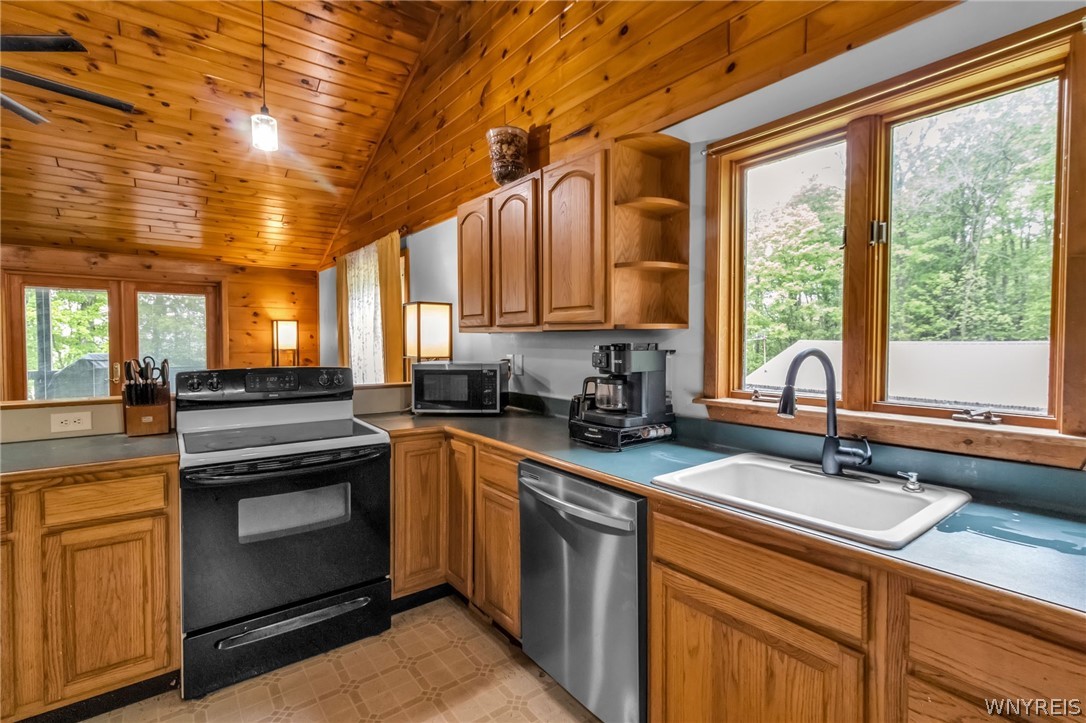 10588 Edies Road Springville, NY 14141 - Photo 25 of 49