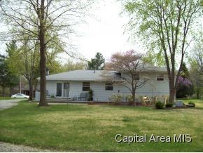 1111 Krell Drive Springfield, IL 62711 - Photo 3 of 19