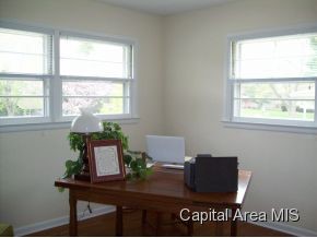 1111 Krell Drive Springfield, IL 62711 - Photo 10 of 19