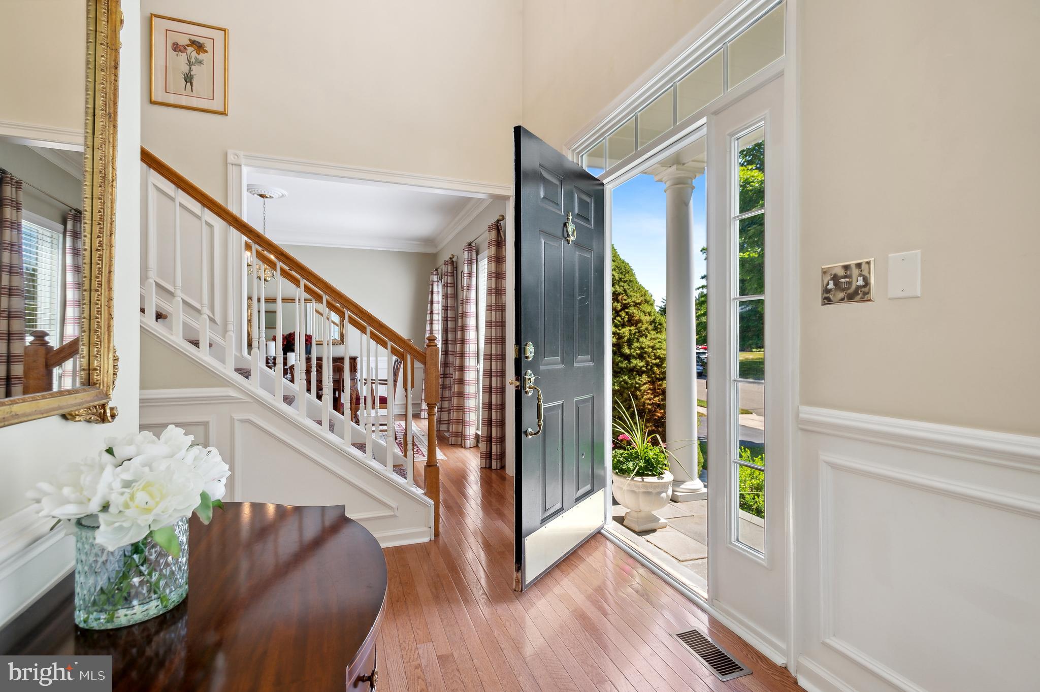 55 Avalon Road Pennington, NJ 08534 - Photo 3 of 39 Foyer
