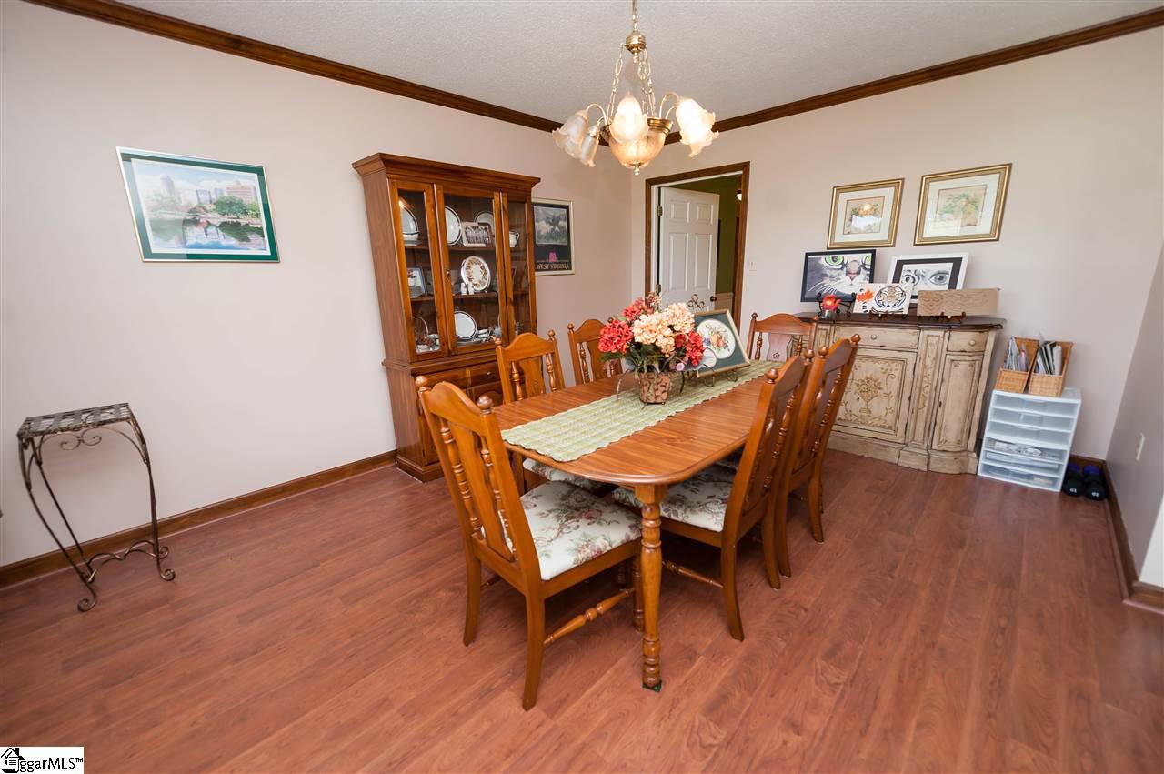 207 Hunters Road Pauline, SC 29374 - Photo 2 of 36