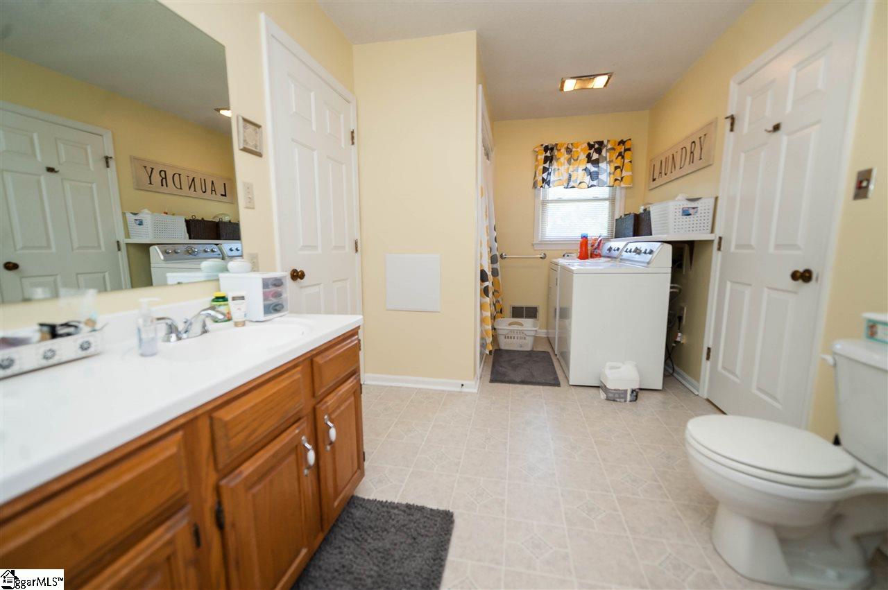 207 Hunters Road Pauline, SC 29374 - Photo 17 of 36