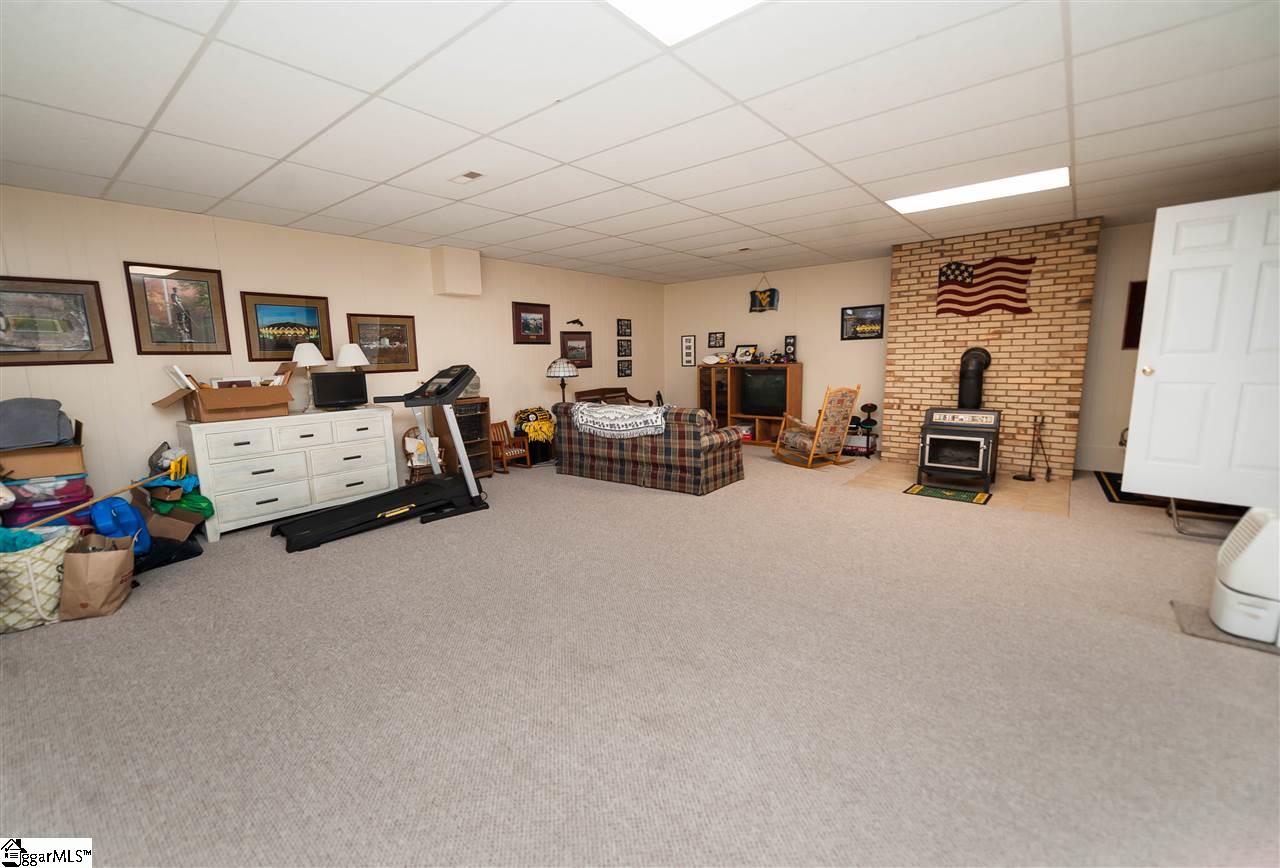 207 Hunters Road Pauline, SC 29374 - Photo 25 of 36