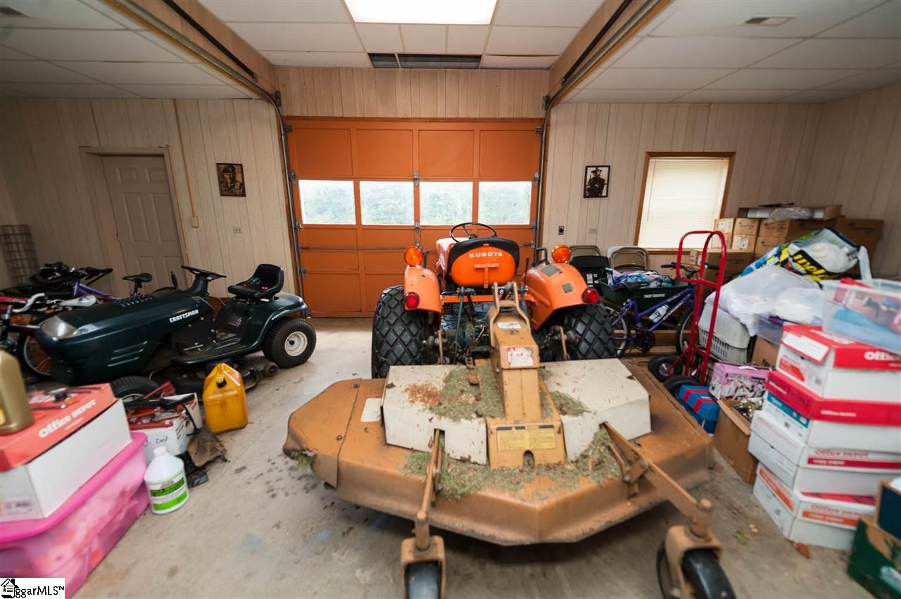 207 Hunters Road Pauline, SC 29374 - Photo 28 of 36