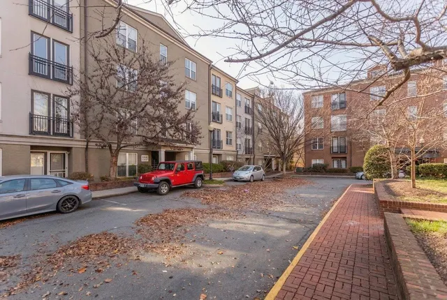 $415,000 | 775 Walker Square, Unit 4B, Charlottesville, VA 22903
