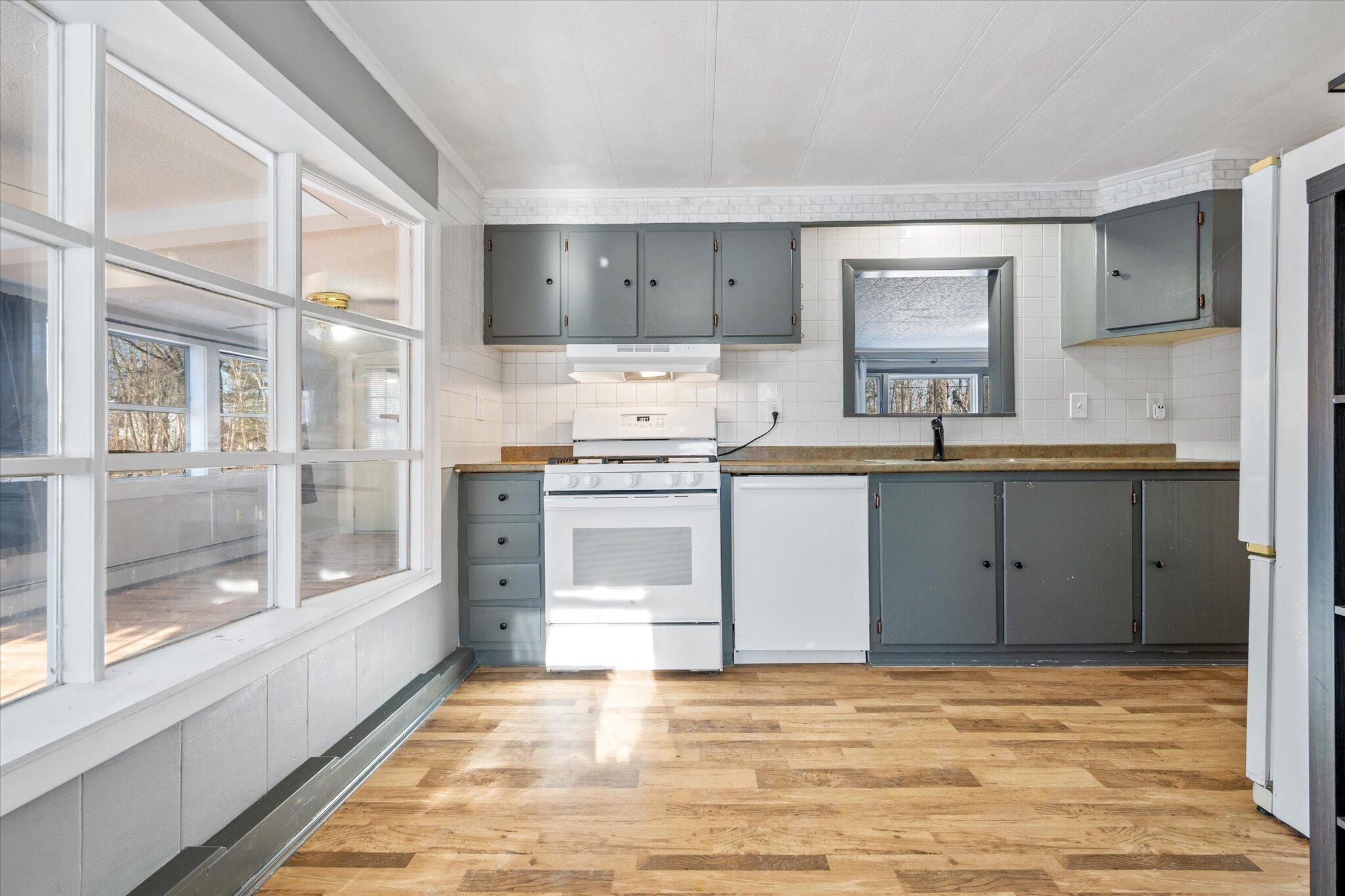 336 Lakeview Road Glenburn, ME 04401 - Photo 5 of 38 Kitchen