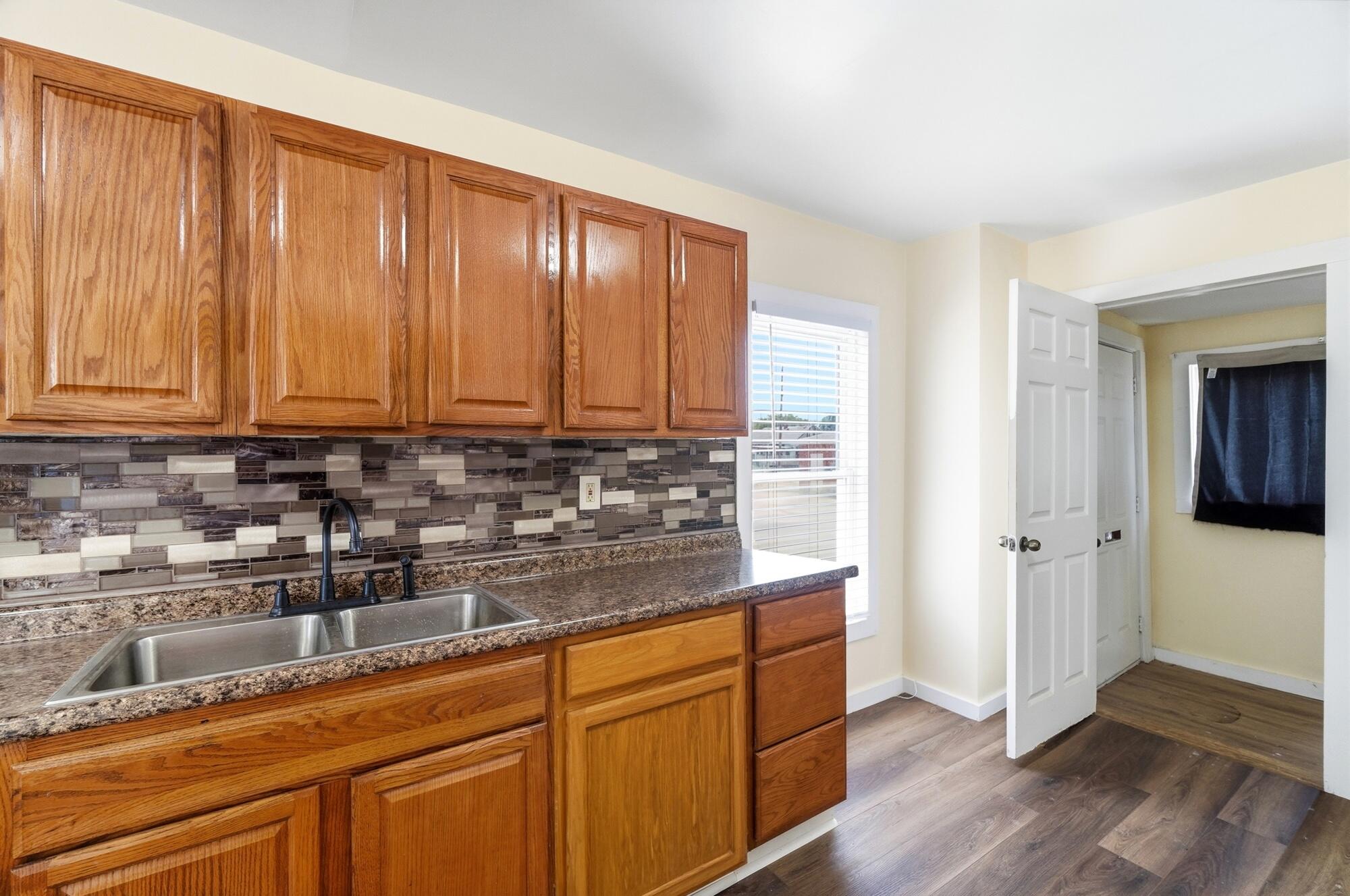 2015 Clifton Avenue Springfield, OH 45505 - Photo 17 of 56 084