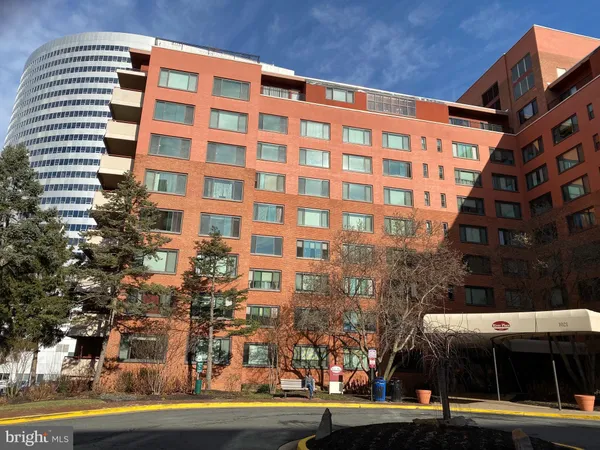 $1,590 | 1021 Arlington Boulevard, Unit 623, Arlington, VA 22209